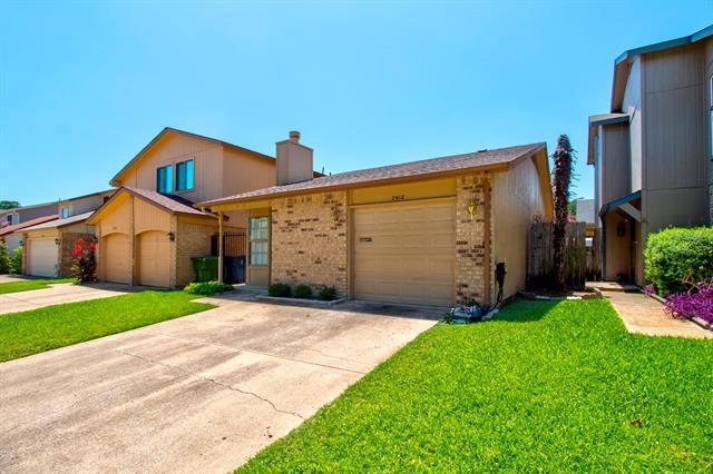 Building Photo - 2918 Nova Dr