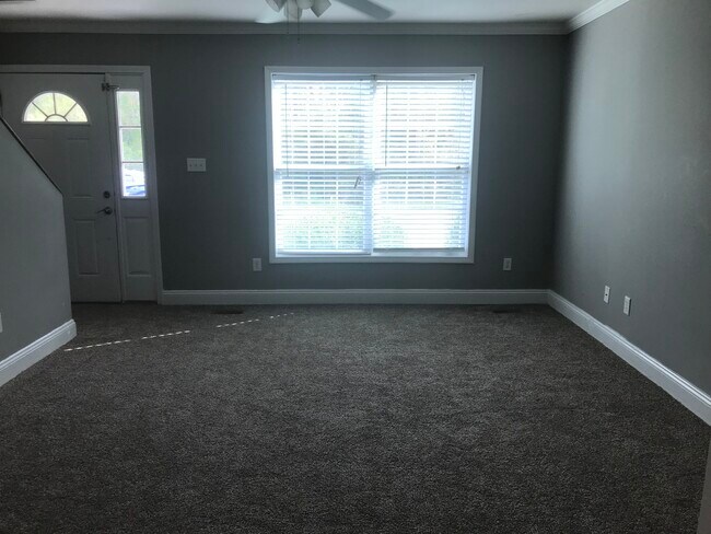 Foto del edificio - 8624 Old Walnut Rd