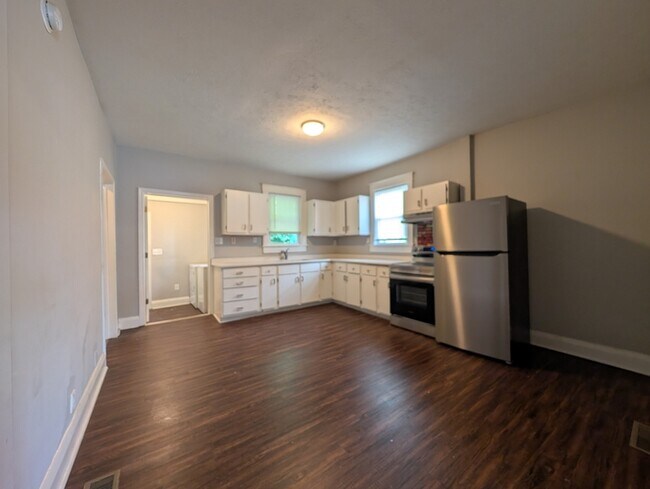 Foto del edificio - 820 Rivermont Ave