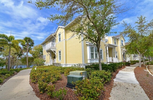 Foto del edificio - 340 Sapphire Lake Dr