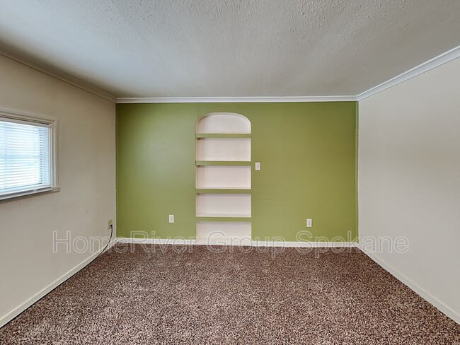 Building Photo - 311 S Coleman Rd