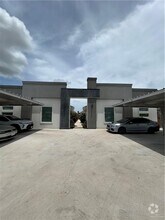 Building Photo - 3312 S Colt Ln