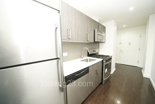 Primary Photo - 1215 Broadway