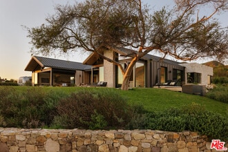 Building Photo - 5792 Calpine Dr