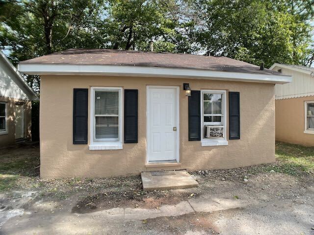 Primary Photo - Small 1 BR Home in East Peoria