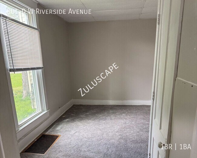 Foto del edificio - 801-D W Riverside Ave