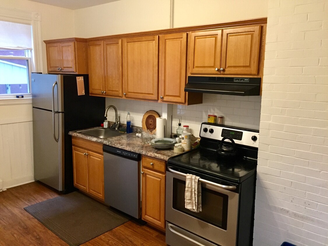 Kitchen - 289 State St