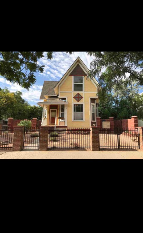 Building Photo - 463 Gunnison Ave