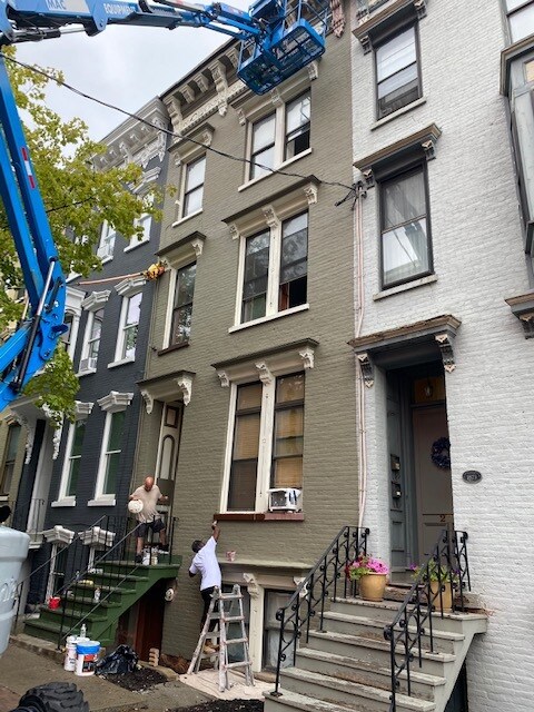 Primary Photo - 273 Hudson Ave