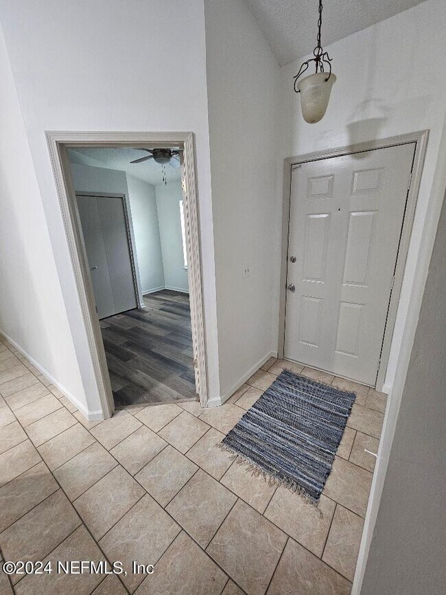 Foto del edificio - 2662 Malibu Cir