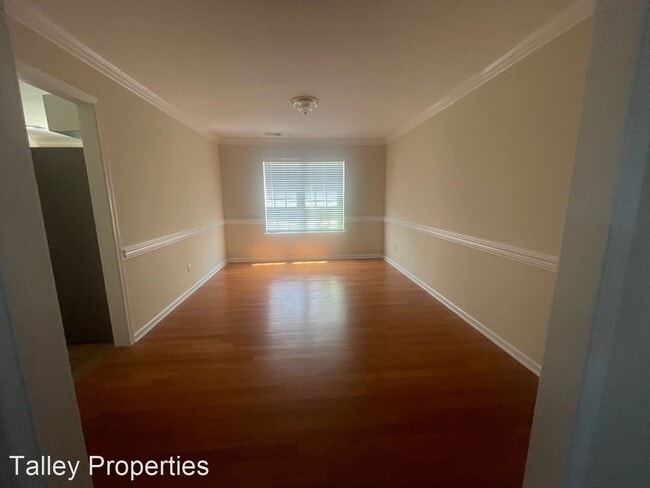 Building Photo - 4 br, 2.5 bath House - 10146 Hawkeye Drive