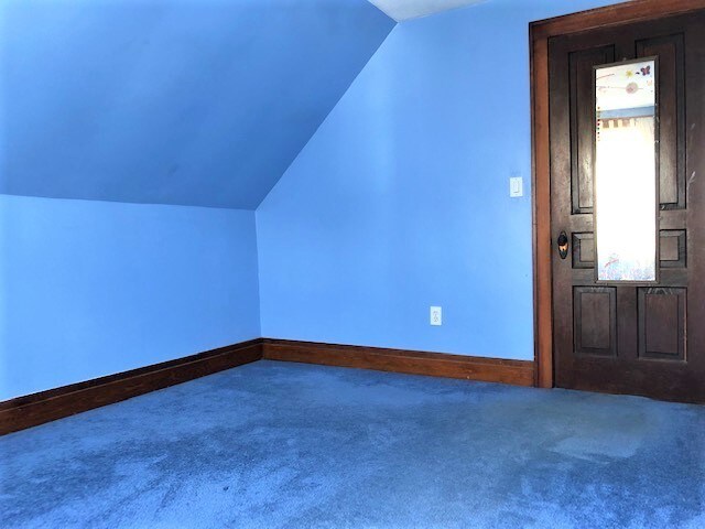 Building Photo - 42 Rogers Ave