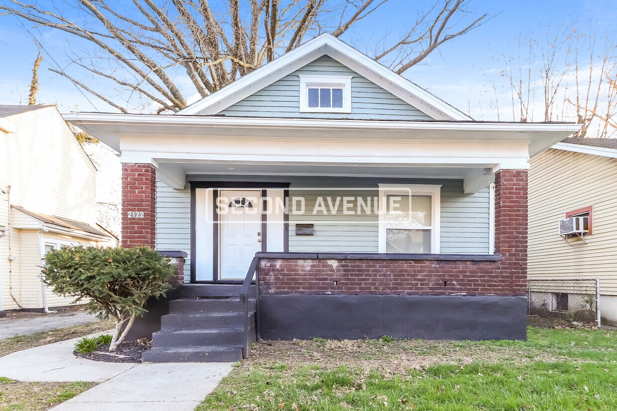 Primary Photo - 2122 W Hill ST