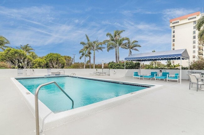 Photo - 3901 S Flagler Dr Apartment