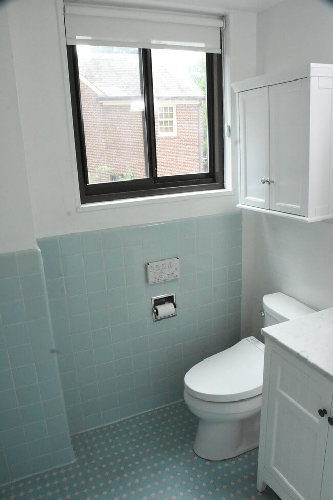 Primary Bathroom - 4740 Connecticut Ave NW