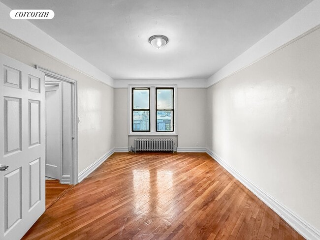 Building Photo - 416 68th St