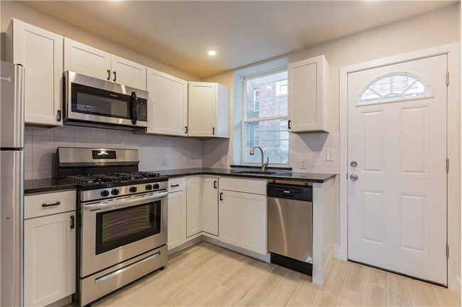 Foto del edificio - 1708 S 54th St