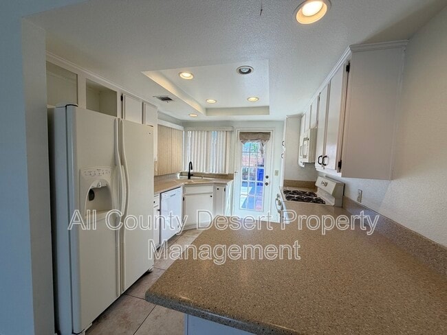 Building Photo - 82092 Cochran Dr