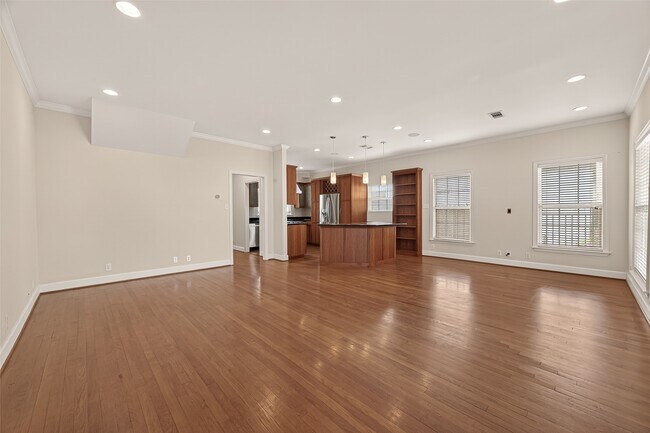 Foto del edificio - 2405 Southgate Blvd