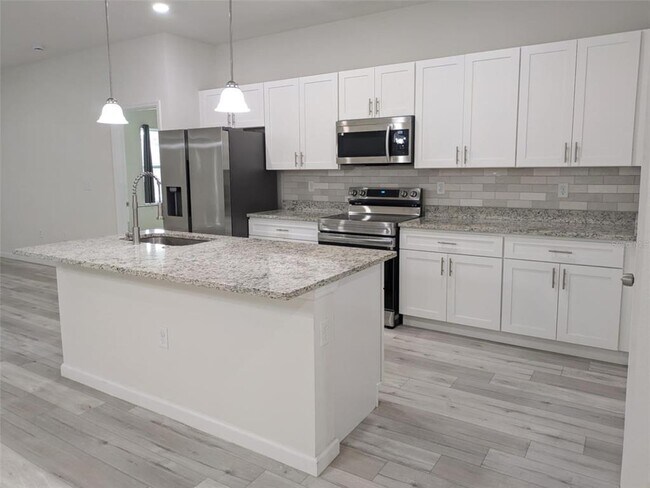 Foto del edificio - 16415 SW 27th Ave