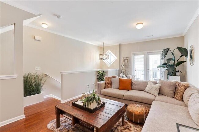 Foto del edificio - 3015 Liberty Way NW