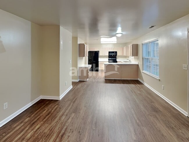 Building Photo - 4613 Cades Cove Dr