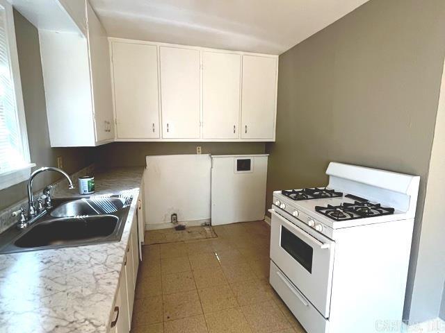 Foto del edificio - 1015 W 41st St
