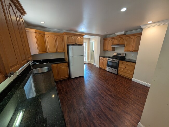 Photo - 2430 Fulton Street Apartments