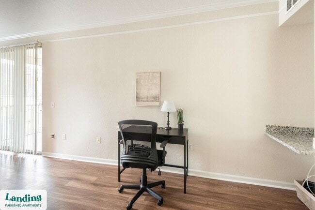 Building Photo - 2801 Biltmore Park Dr