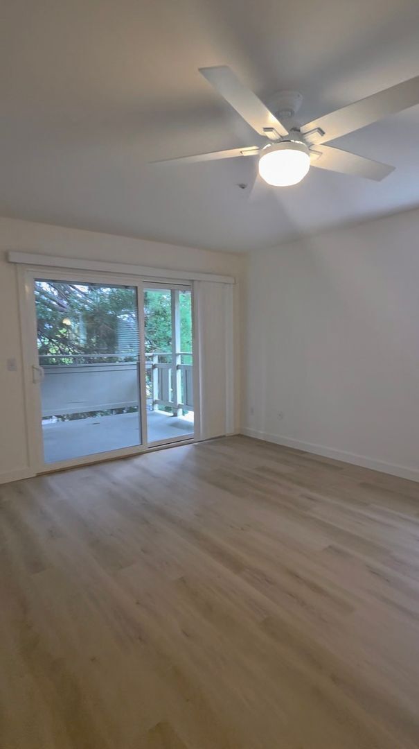 Foto del edificio - West Side Petaluma 2 Bedroom, 1 Bathroom Corner Unit
