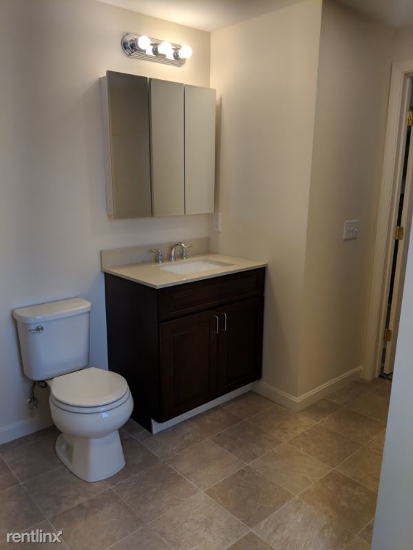 Building Photo - 2 br, 1 bath Apartment - 39 Bowers St