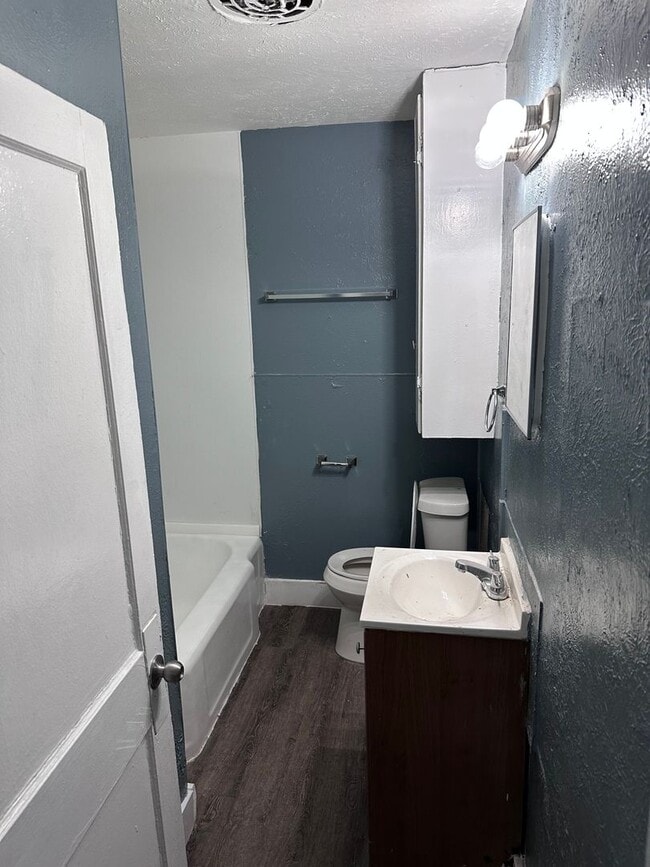 Photo - 2332-34 ELSIE FAYE HEGGINS Apartment