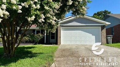 Building Photo - 2824 Rosemeade Dr