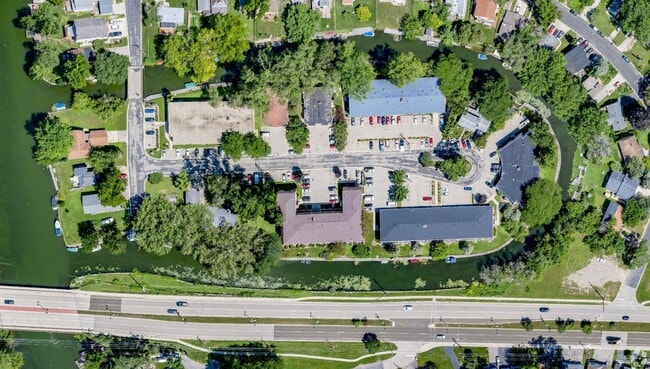 Foto del edificio - 701 Pirate Island Rd