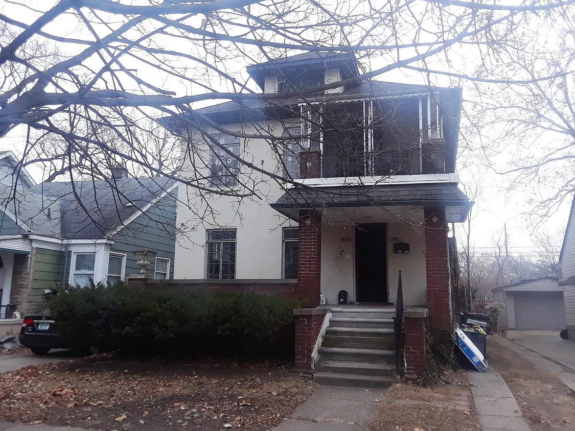 Foto principal - 373 W Chesterfield St