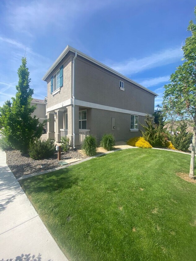 Building Photo - Inviting Reno Home in a Convenient North Location