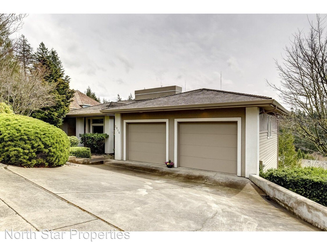 Foto principal - 7916 NW Hawkins Blvd