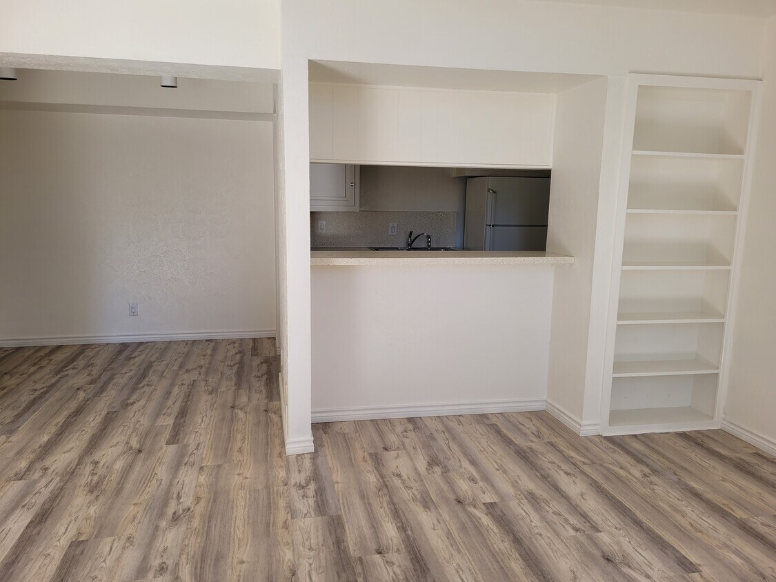 Parkview Apartments in Dallas, TX