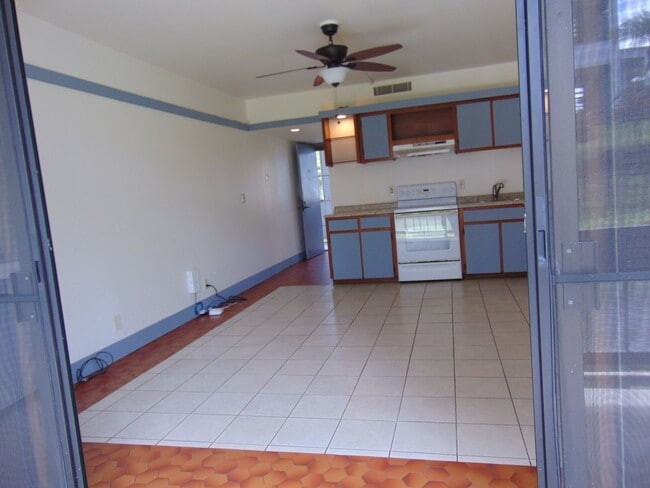 Foto del edificio - Waiakea Villas Condo - Studio w/ full kitchen plus lanai