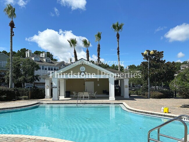 Foto del edificio - 8550 Touchton Rd