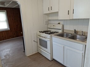 Building Photo - 5 E Kansas City St