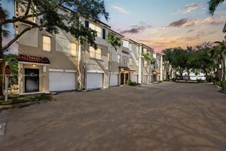 Building Photo - 5840 W Sample Rd