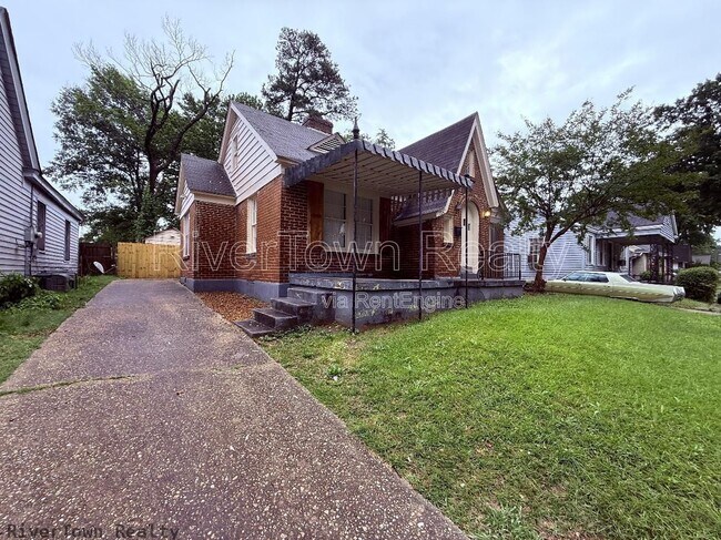 Building Photo - 1026 Stonewall St