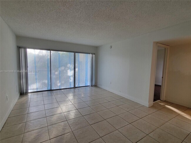 Building Photo - 4215 N University Dr