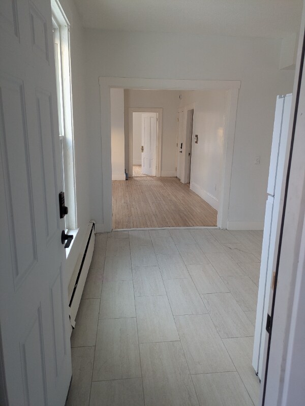 Building Photo - 148 Bartlett St