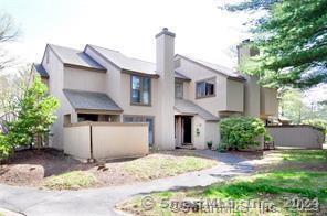Foto del edificio - 3 Woods Hollow Ct