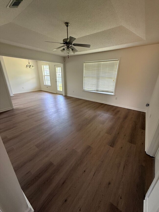 Foto del edificio - Renovated home in the Brookwood/Vance area