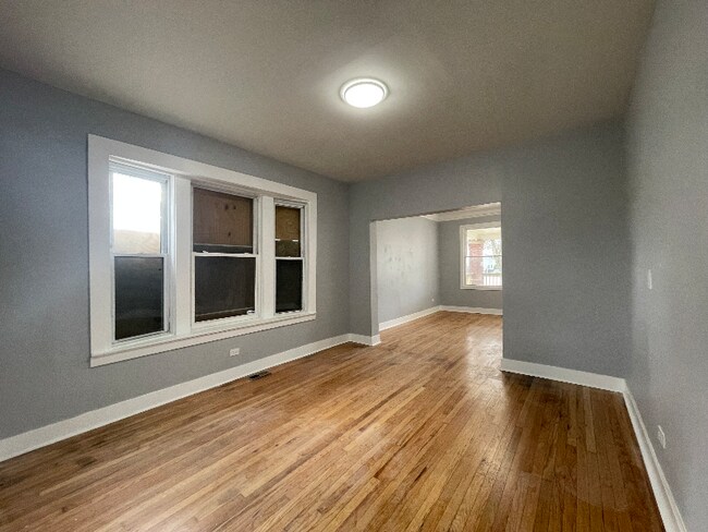 Foto del edificio - 6359 S Hermitage Ave