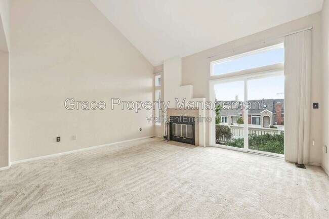 Building Photo - 9024 Bear Mountain Dr