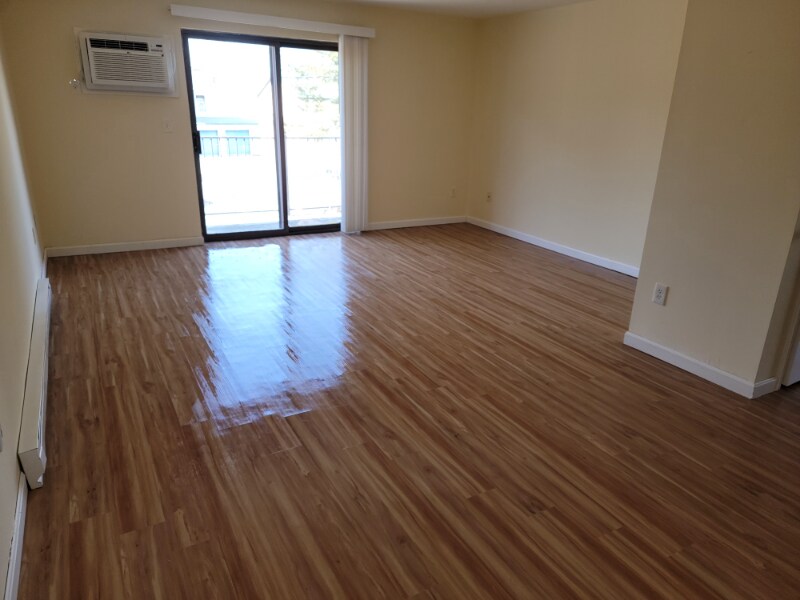 Foto principal - 36 Farmington Rd